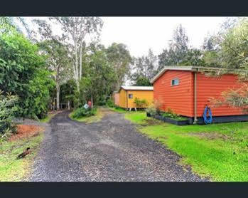 Jervis Bay Cabins & Hidden Creek Campsite Woollamia Exterior photo